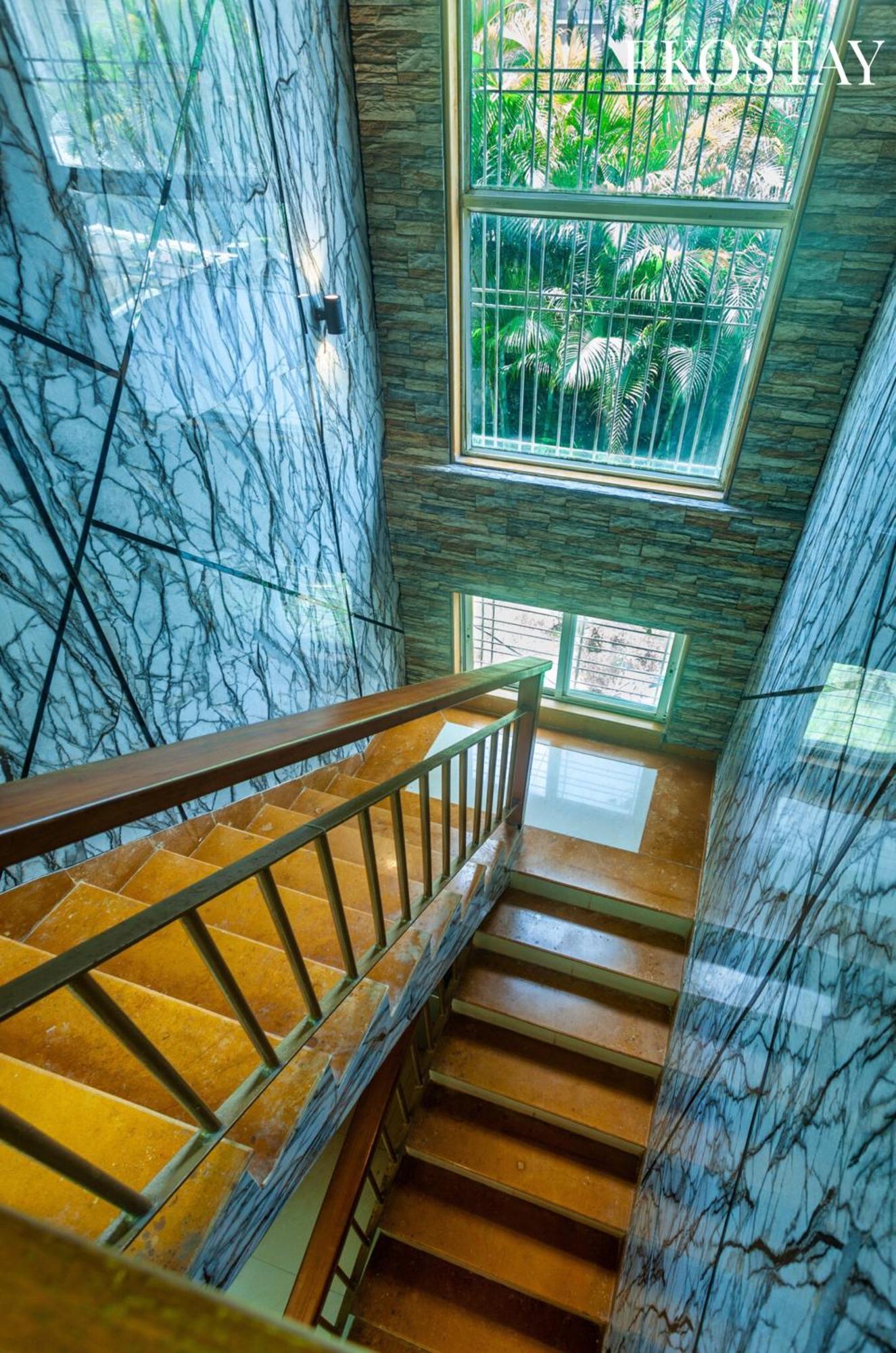 Ekostay Gold - Windsor Villa พันช์กานี ภายนอก รูปภาพ